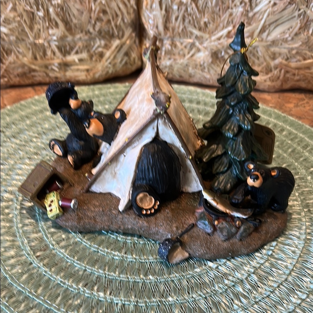 Big Sky Carvers “Camp Runamuck” Bear Camp Scene Figurine